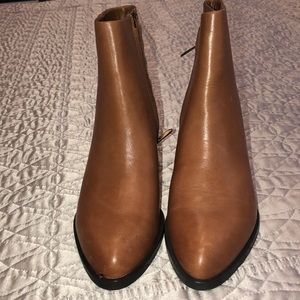 Women leather boots